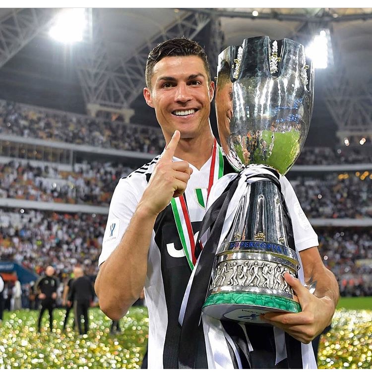 c罗每天吃一个橙,c罗每日吃多少牛肉