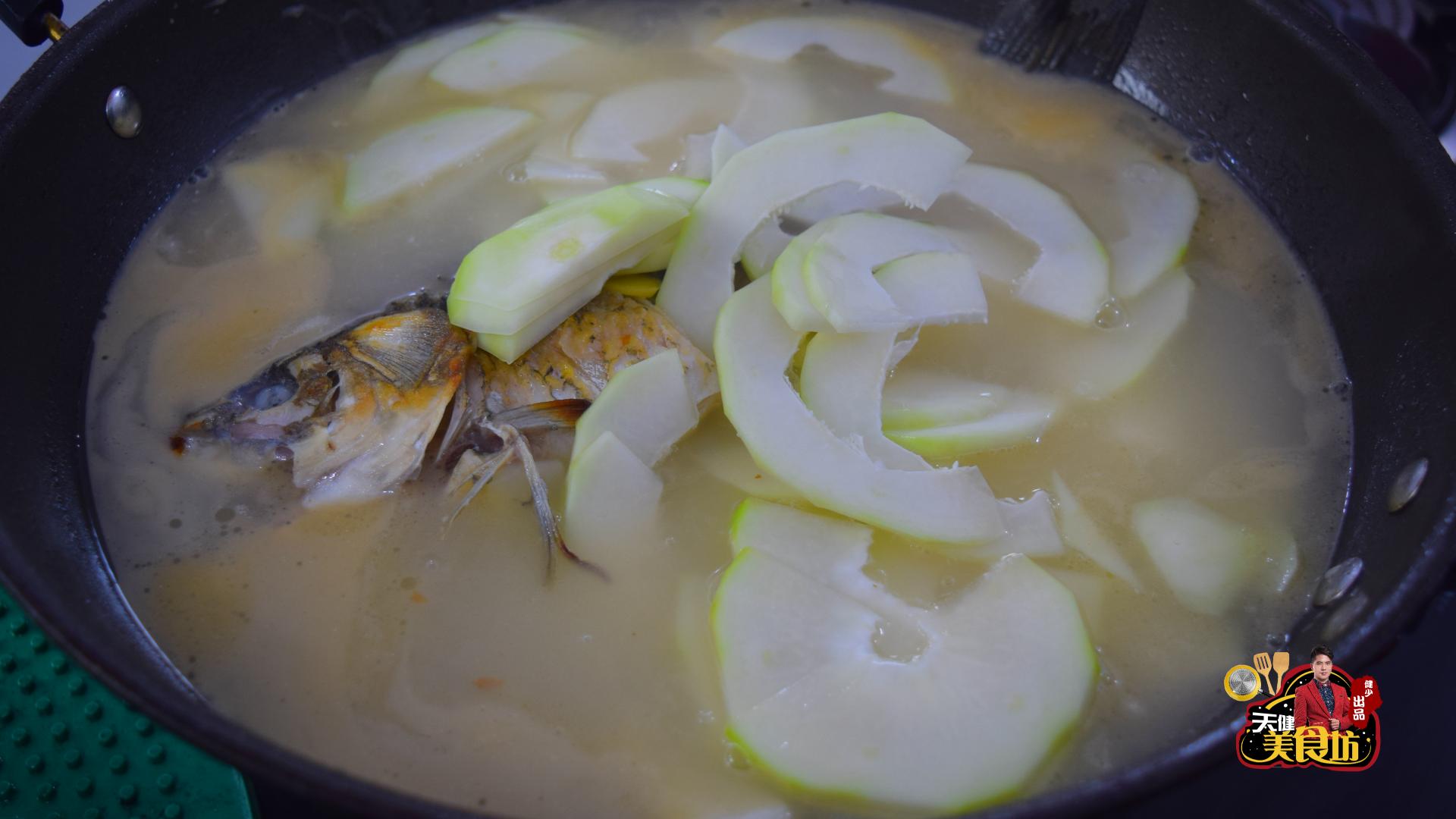 鲫鱼木瓜汤的正确做法,木瓜鲫鱼汤的正确做法