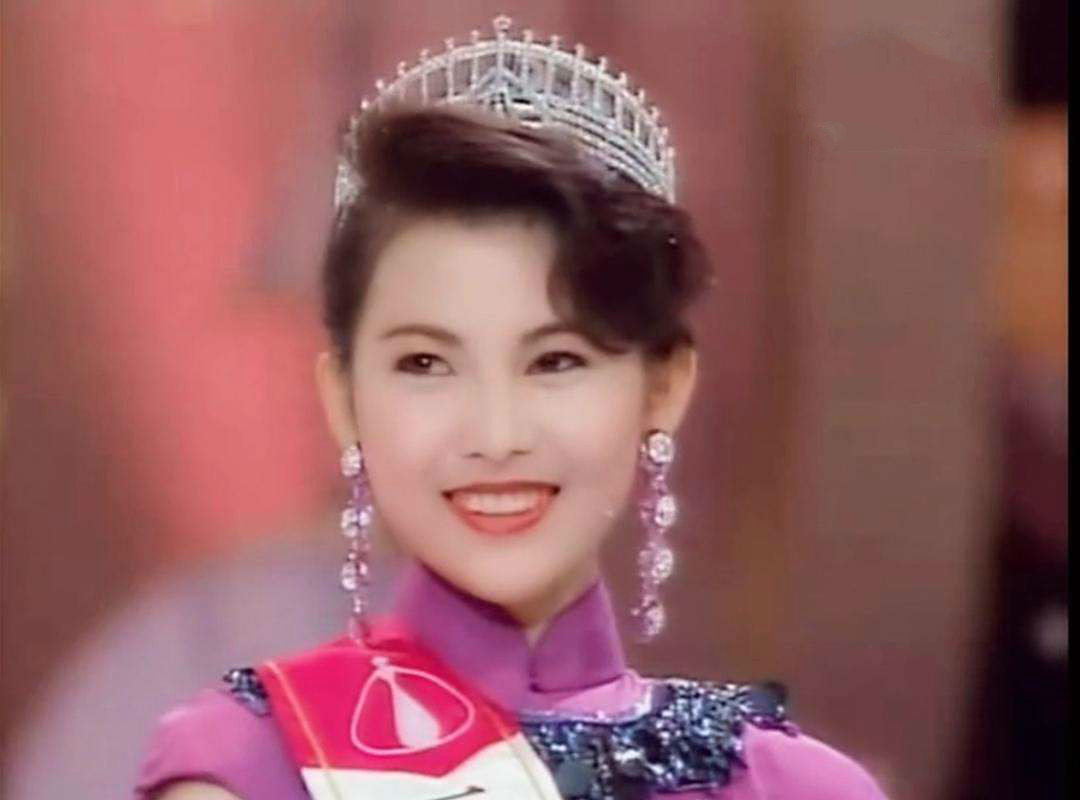 蔡少芬张晋访谈刘銮雄,张晋蔡少芬新婚刘銮雄