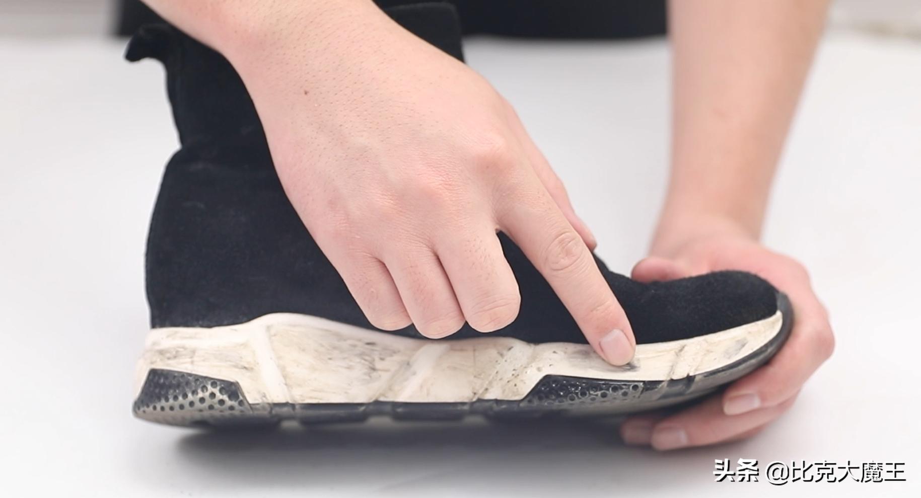 鞋子边边脏了用什么擦才能擦干净,鞋边脏了怎么用风油精擦掉