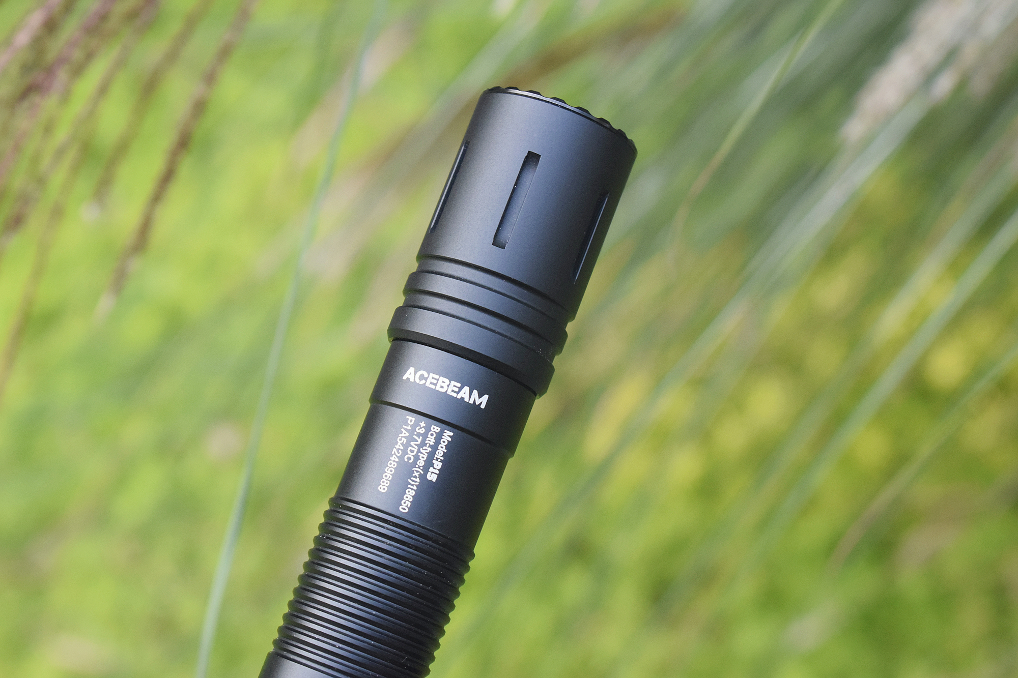 acebeam战术手电p16,acebeam捍卫者p15
