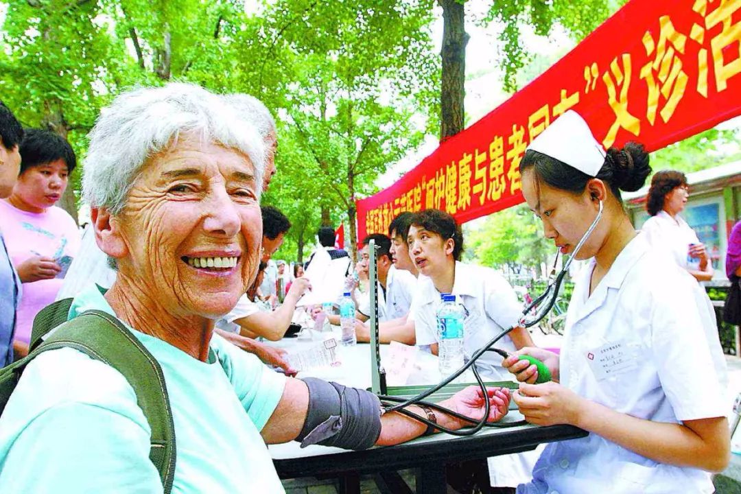 医护人员摆地摊攻略,医院地摊摆摊项目