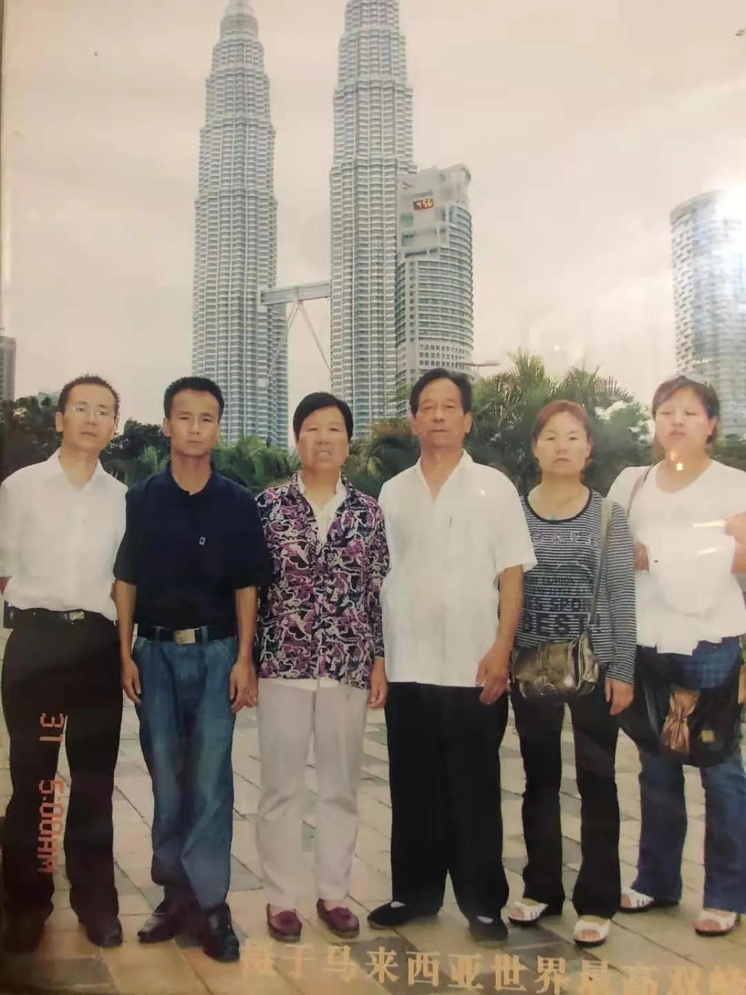 长成的华山.托就的佛