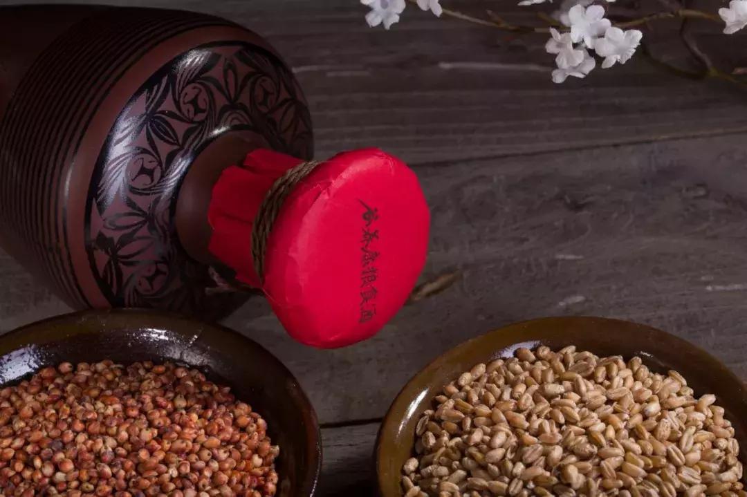 为什么夏天喜欢喝白酒,夏天喝白酒