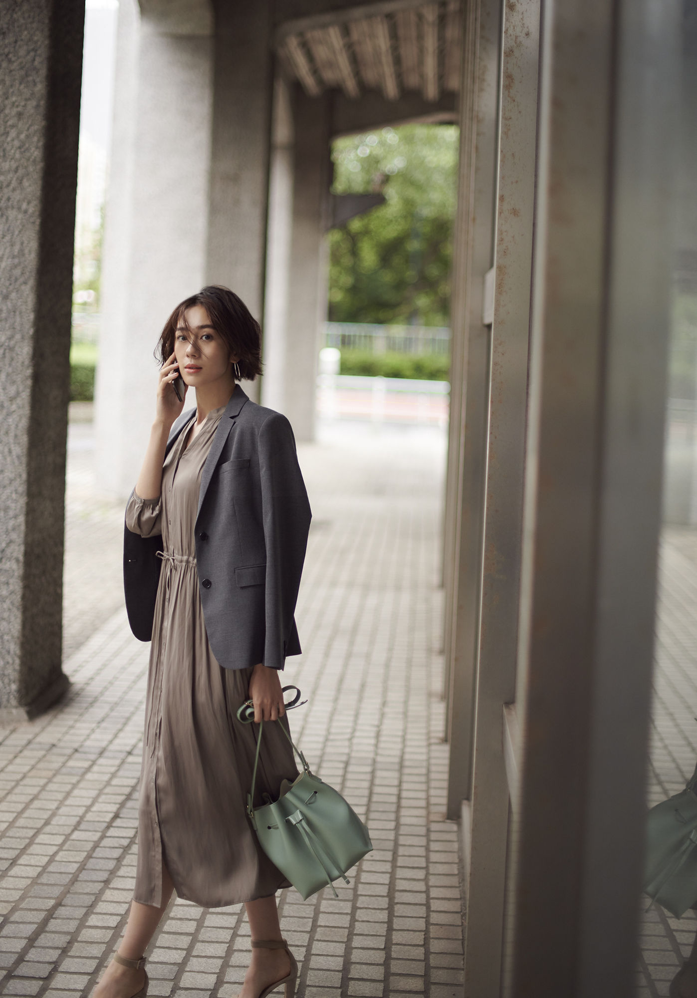 干净利落职业装,利落黑色职业装