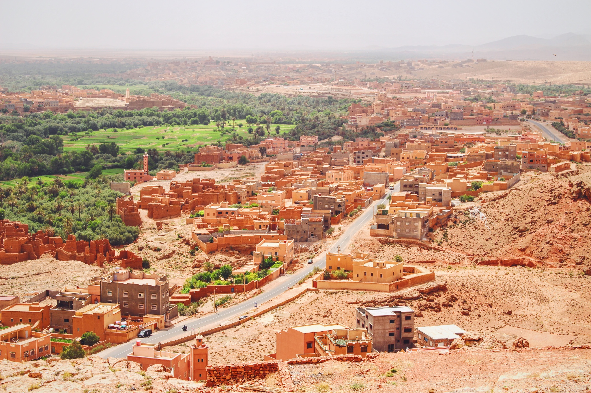 免隔离免签国家旅游推荐,免签国家白本护照直接去