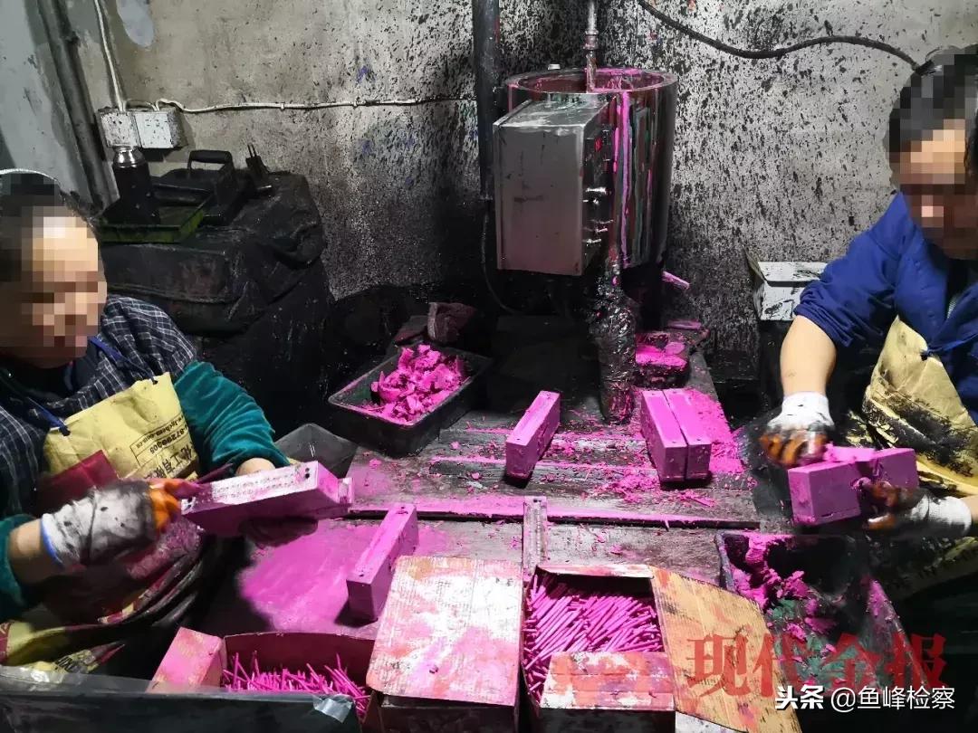 紧急！成本不超1元，生产过程触目惊心！你老婆可能正在用