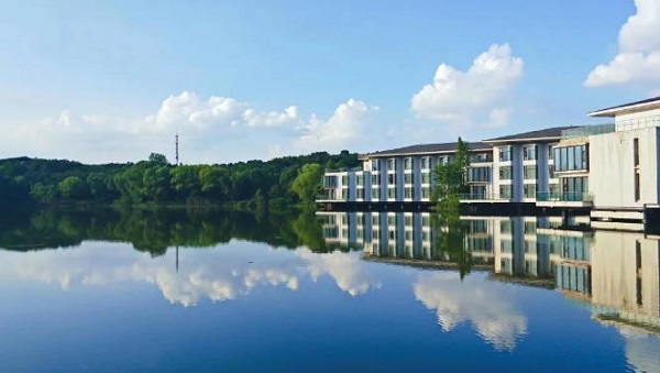 南京紫金山庄对外开放吗,南京紫金山庄价格表