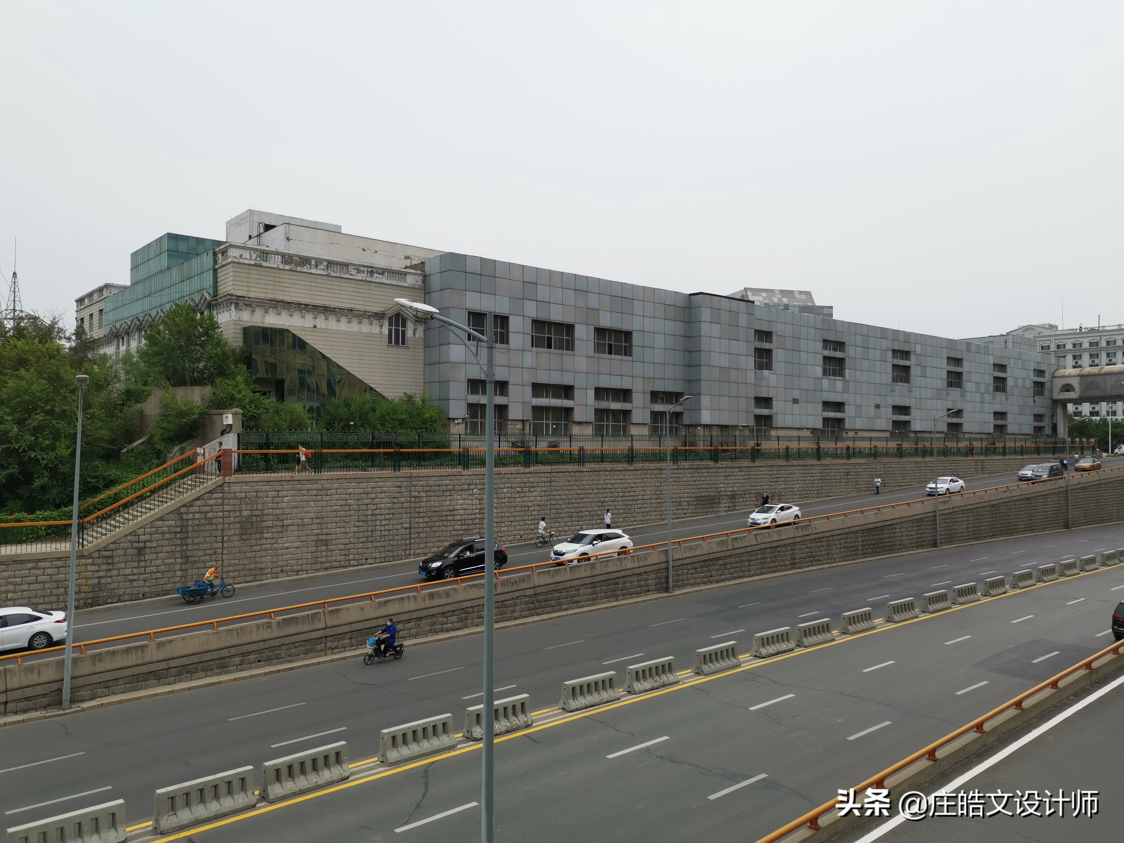 哈尔滨老巴夺烟厂产什么烟,哈尔滨老巴夺烟牌绝版了吗