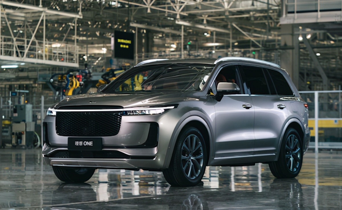 奔驰glc夺冠福特探险,suv奔驰glc销量排行榜