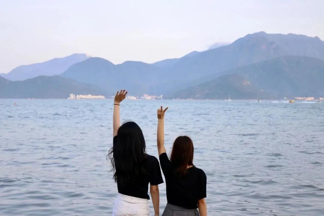 40岁蔡依林晒瑜伽照身材宛如少女:身材好的女人,自带光芒