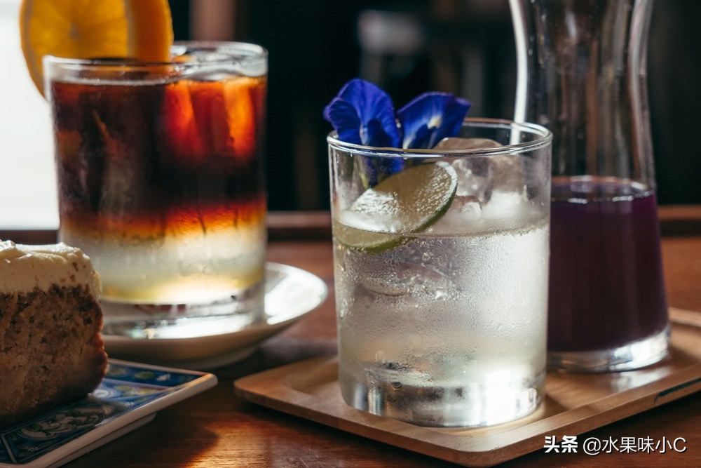 在曼谷中药咖啡店，寻找中泰混血的生活样貌。