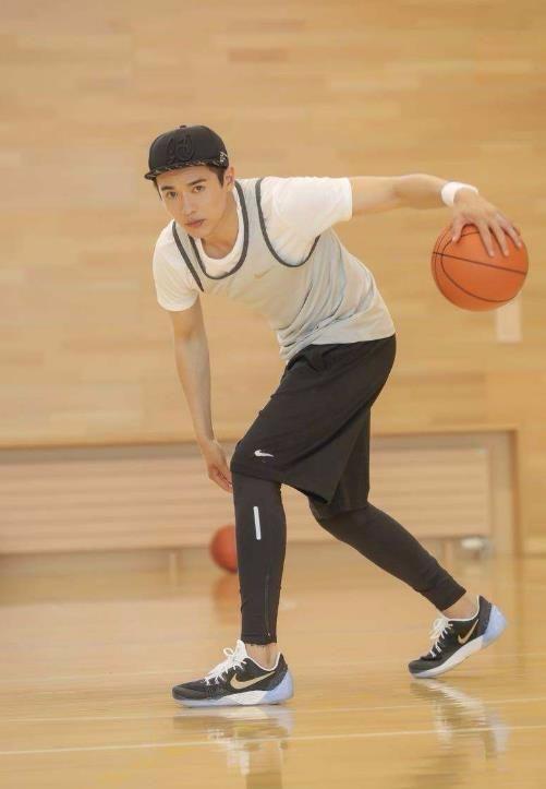 高以翔事件完整过程节目名称,综艺节目中的意外事件高以翔