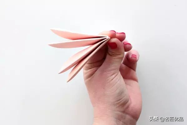 母亲节礼物九块钱的花,母亲节礼物该送什么花好