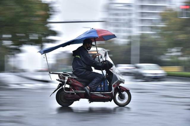 公交车司机脾气太急怎么办,公交车司机为什么脾气暴躁