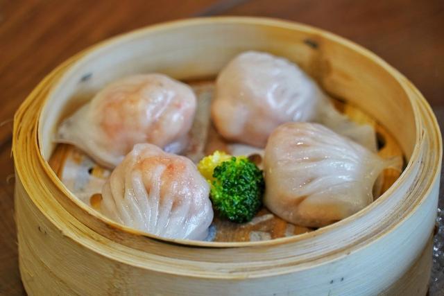 澄粉用玉米淀粉还是生粉代替好,玉米淀粉跟红薯淀粉生粉的区别