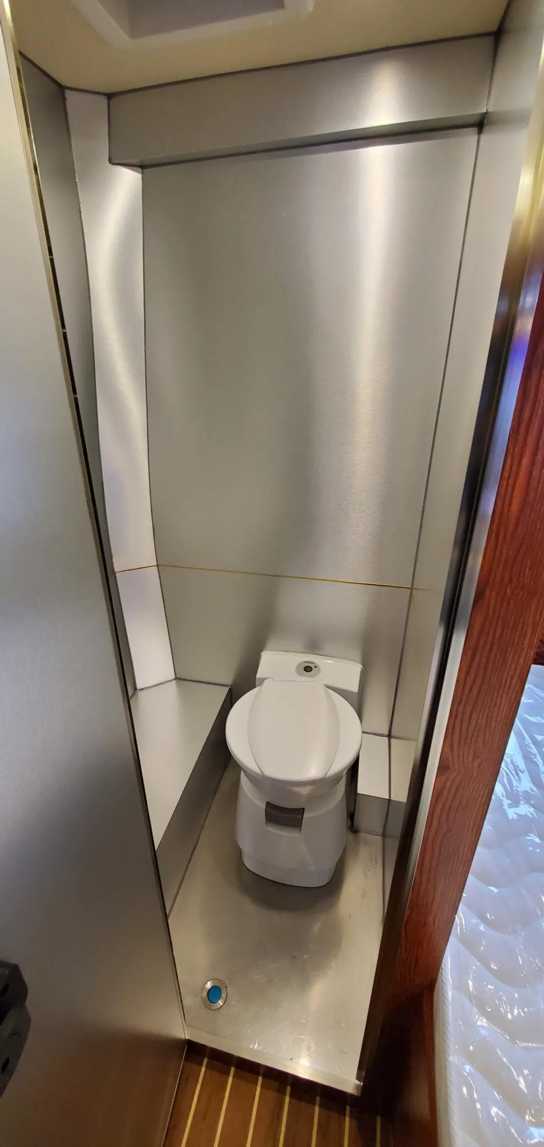 中式风格+48V电路这款中房星耀纵床版B型房车你喜欢嘛？