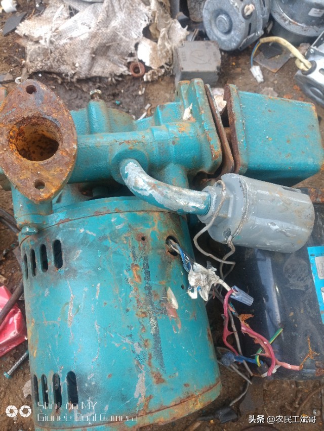 农村水罐回收,废品回收水泵什么价格