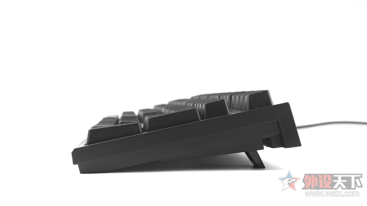 机械键盘rgb灯和混光哪种好,旗舰级rgb键盘