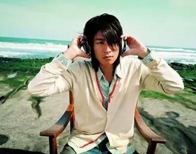 游鸿明现场助阵,游鸿明吾悦广场演出