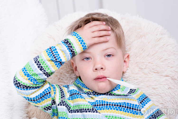 白血病发作什么症状,白血病症状持续多久