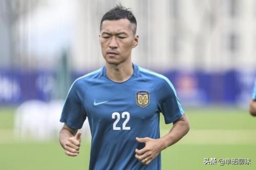 中超苏宁解散球员去哪里了,中超足球苏宁夺冠