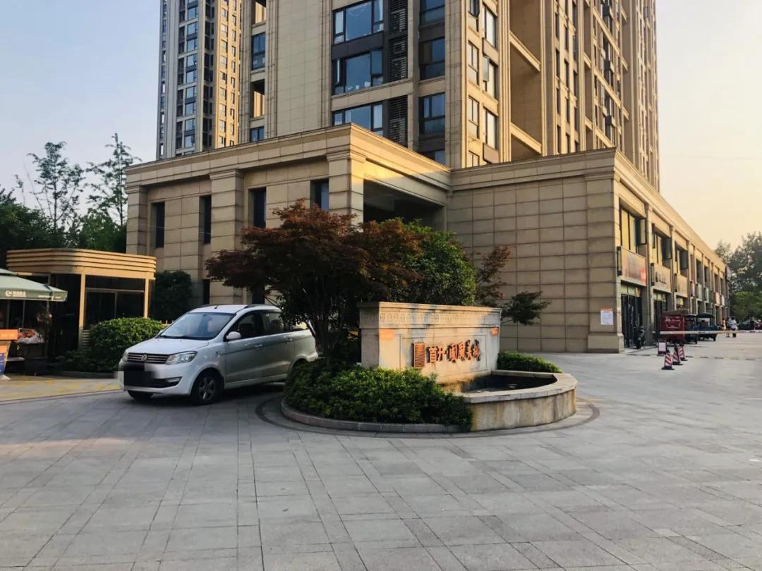 1天谈崩4套！没有次新房的三墩，与三墩北差了不止一点