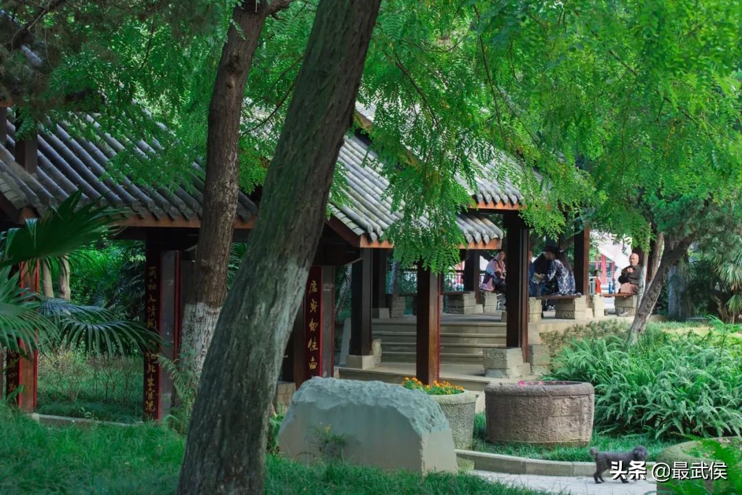 侃名联、问诸葛，海外媒体眼中的武侯祠是怎样的？