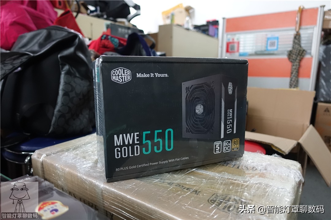 灯罩装机日记001：妹子的万元设计游戏机，感觉主板选错了