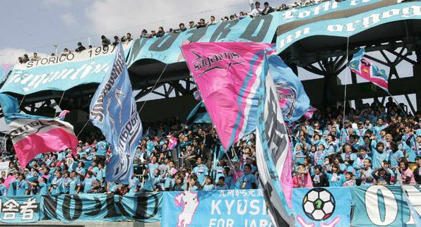 收入50亿赞助J联赛的漫画家,也是脚踩3条船的时间管理大师