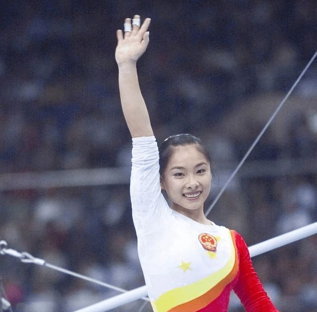 刘璇和郭晶晶哪个成就高,刘璇和郭晶晶长得有点相似