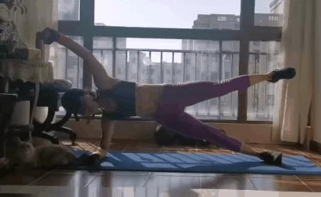 在家运动锻炼身体增强免疫力,疫情居家锻炼小动作