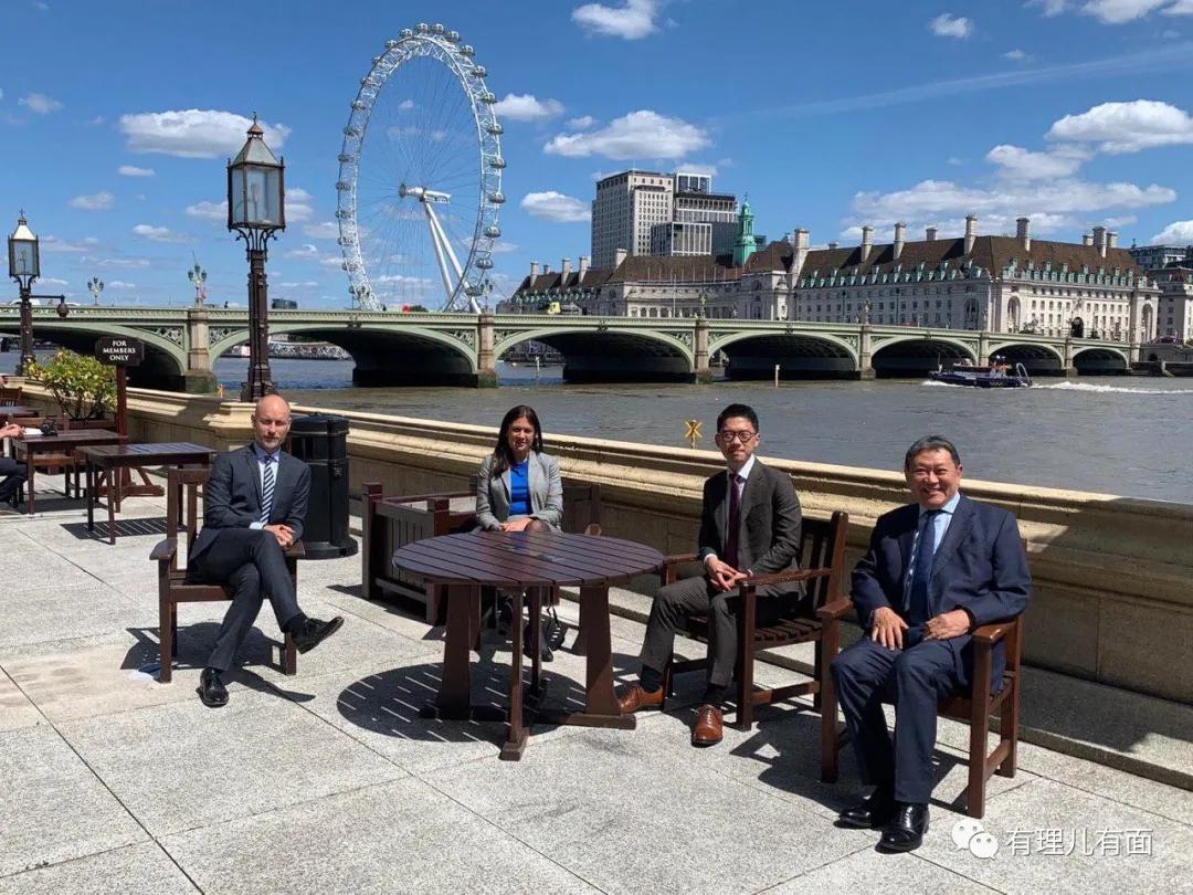 香港维多利亚港夜景视频,维多利亚港夜景游轮夜景