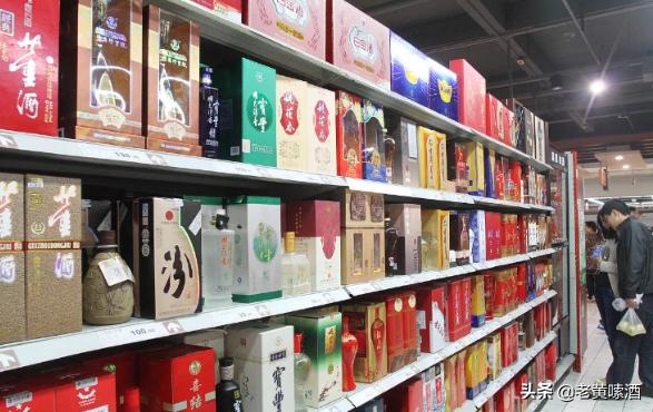 青稞酒与汾酒哪个好喝,老字号青稞酒和黄盖汾酒对比