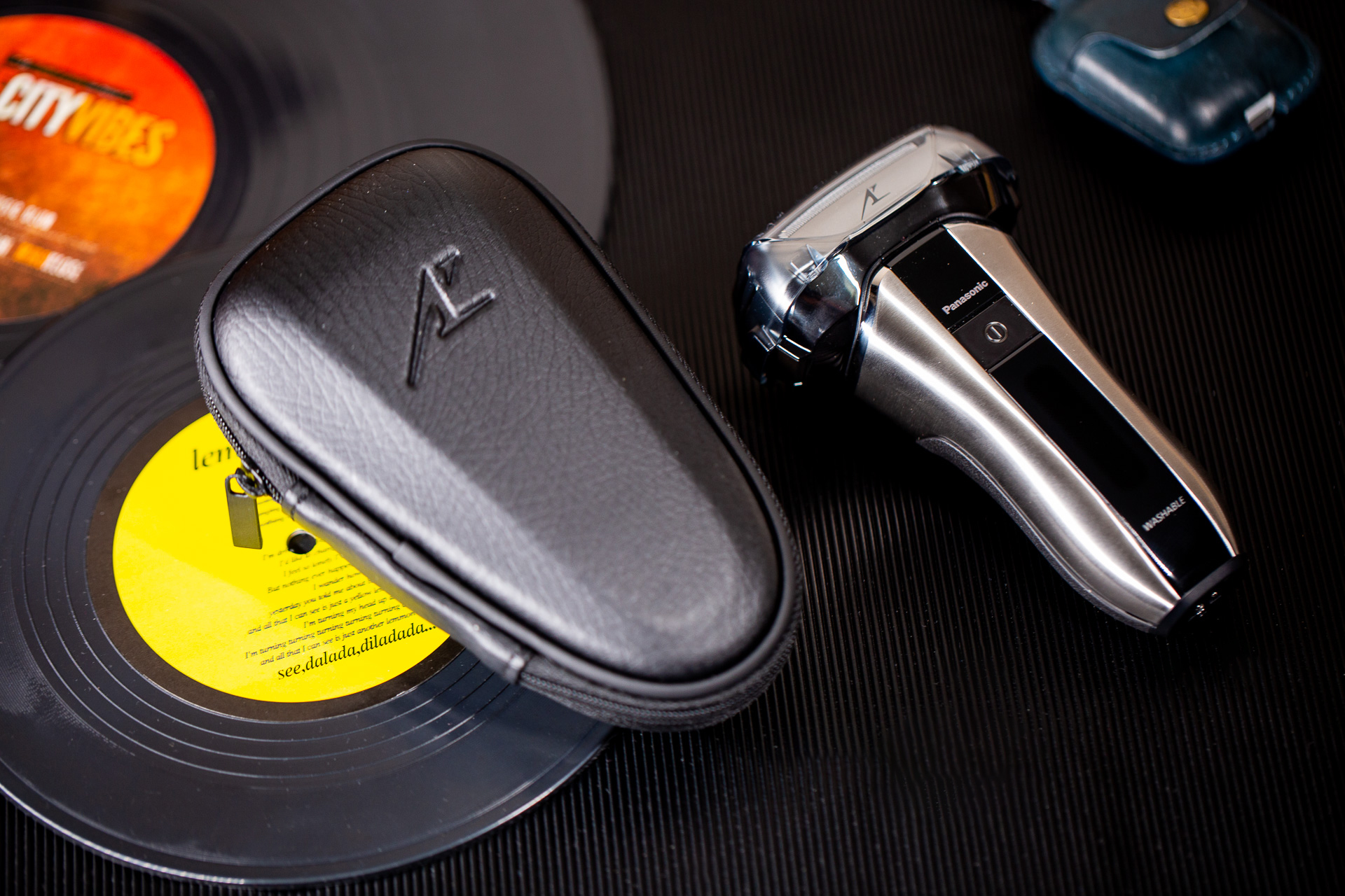 松下往复式剃须刀评测,30岁以上适合的剃须刀电动