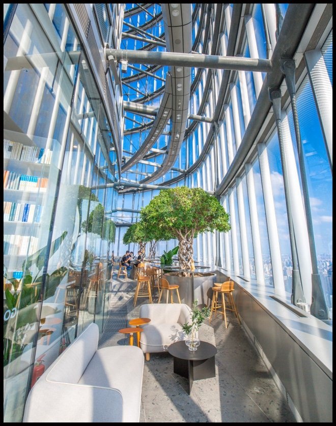 利郎上海中心书店,上海利郎书店在哪里