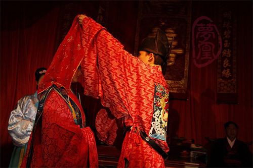 逃避婚姻的流氓,却以爱情的名义睡你(原创)