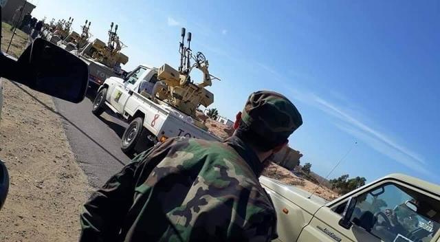 土军会给的黎波里解围吗？不必担心，埃及力挺利比亚，装甲车来了