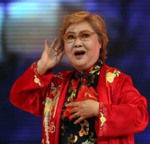 唱《我的祖国》郭兰英:1婚成弃妇,2婚成寡妇,90岁的她现如何?