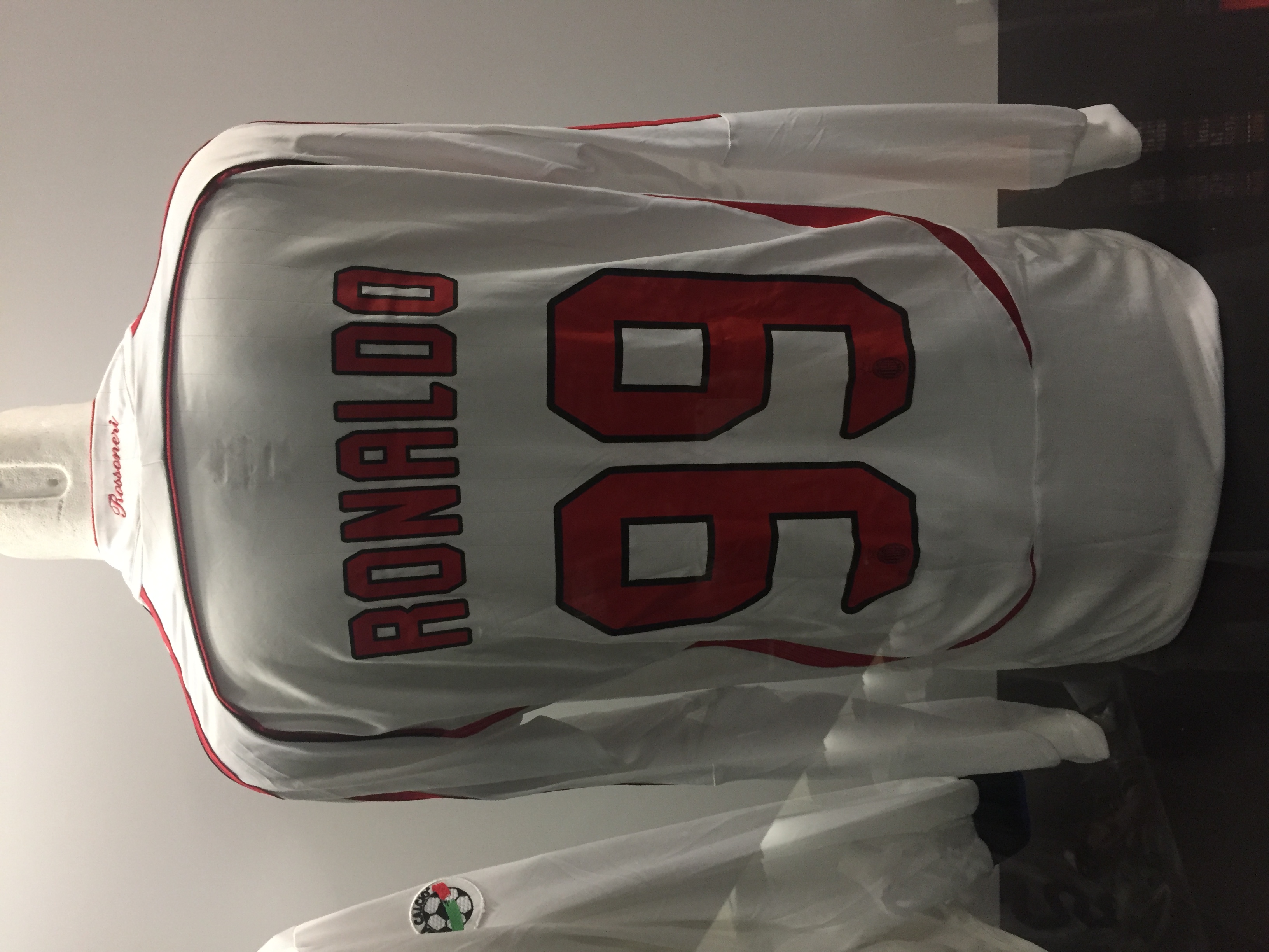 圣西罗红黑军团开场战歌,圣西罗战歌大全