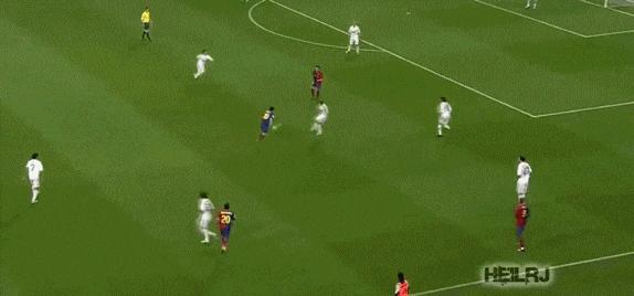 踢好足球秘诀,中场怎么踢才能踢好