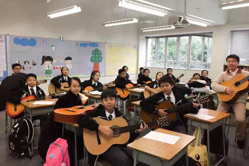 物理老师爆红,史上最潮物理老师