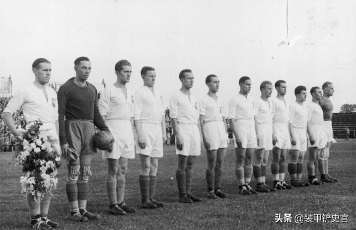 二战前的波兰百态：*队军**杂耍特技不输印度，首都摩登现代不输纽约