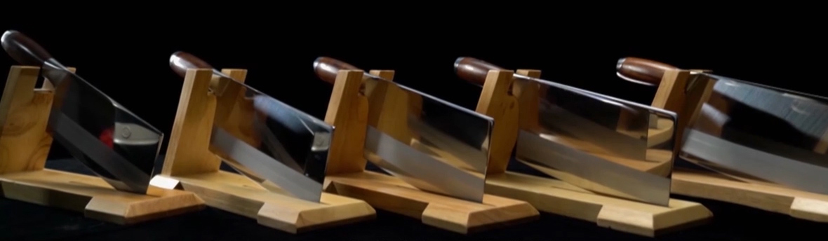 中国最锋利的锻打菜刀邓家刀,重庆大足锻打菜刀邓家刀