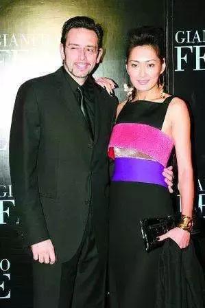 戏里杀气腾腾，戏外得富豪偏爱，被骗4个亿的她，如何卷土重来？