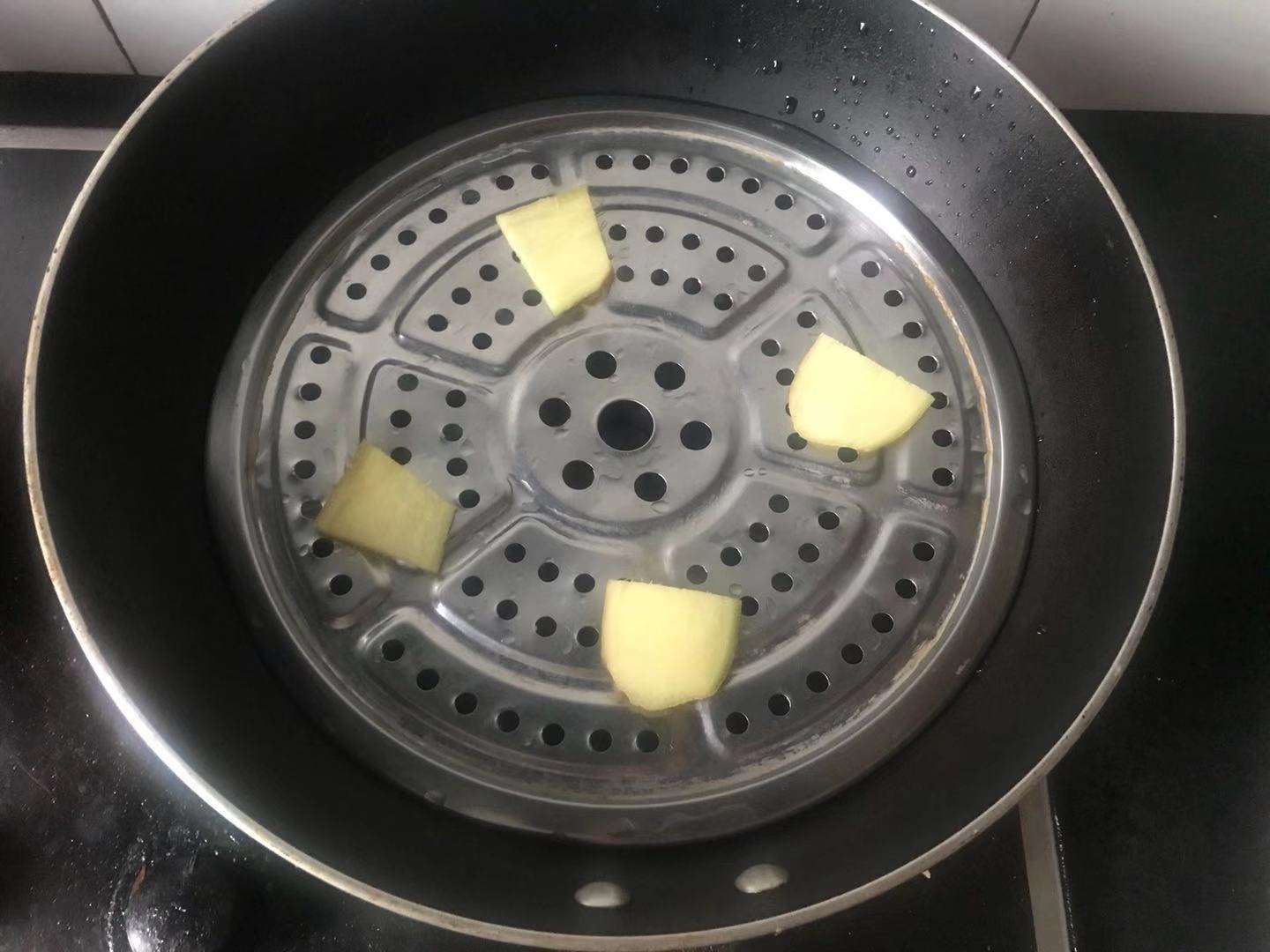 中秋吃什么螃蟹经济实惠,中秋必备的清蒸螃蟹