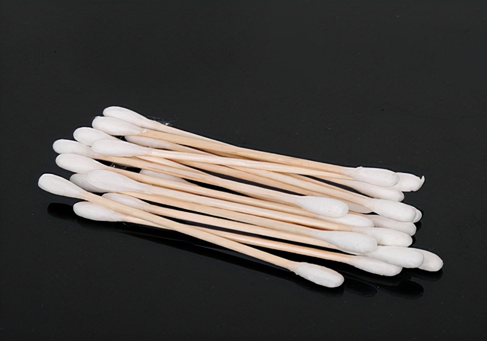 狗瘟狗狗怎么护理,养宠知识宠物狗泪痕怎么处理掉