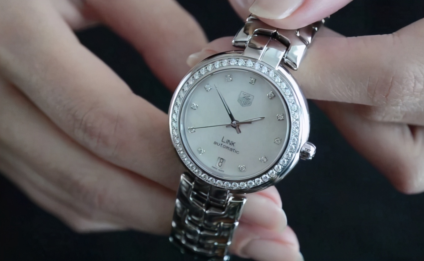 女性十大奢侈手表,女性手表品牌十大排名2021