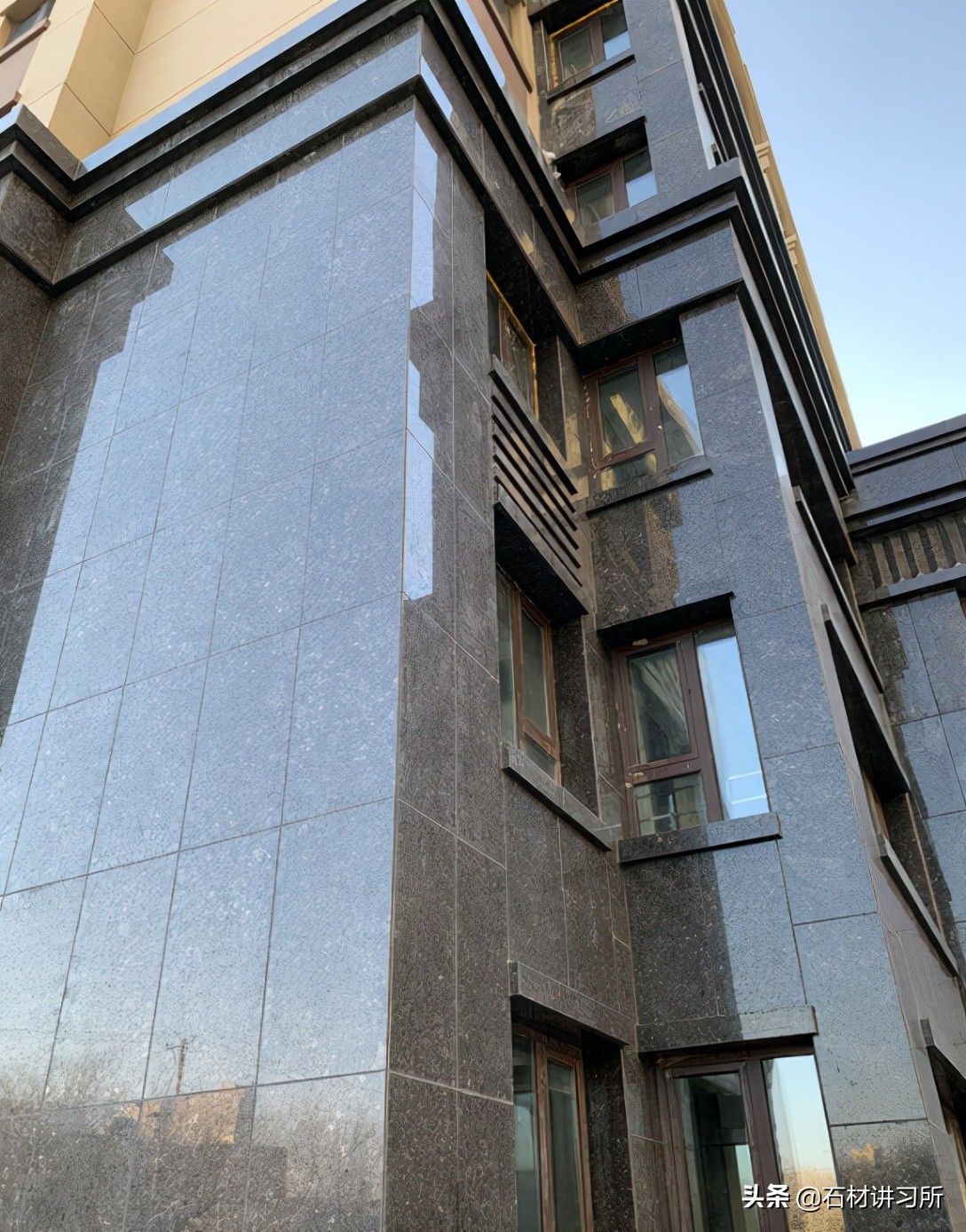 花岗岩英国棕价格,英国棕花岗岩干挂板价格