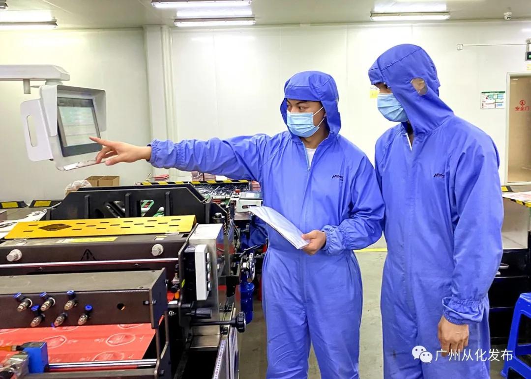 一个小小包装袋，满载他精益求精的工匠精神！